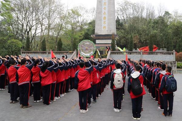 怎样查看电脑是否有无线网卡游戏画面